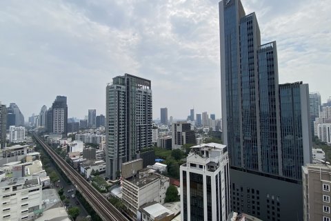 Condo in Watthana, Bangkok, Thailand, 2 bedrooms № 200921 - photo 17