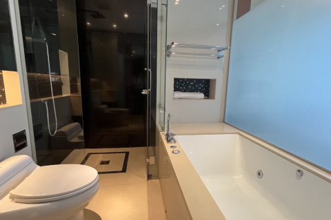 Condo in Watthana, Bangkok, Thailand, 2 bedrooms  № 200918 - photo 4