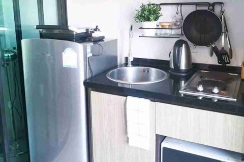 Condo in Bangkok, Thailand, 1 bedroom № 183631 - photo 9