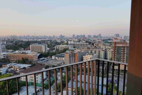 Condo in Bangkok, Thailand, 2 bedrooms № 183630 - photo 5