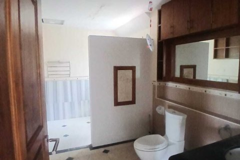 Дуплекс в Пхукете, Таиланд с 9 спальнями  № 171222 - фото 8