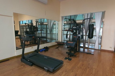 Condo in Pathum Thani, Thailand, 3 bedrooms  № 171225 - photo 27