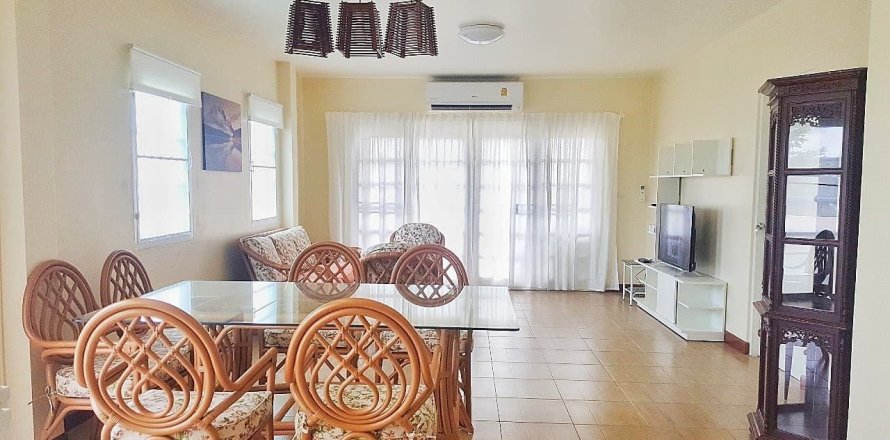 Condo in Pathum Thani, Thailand, 3 bedrooms  № 171225
