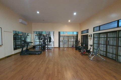 Condo in Pathum Thani, Thailand, 3 bedrooms  № 171225 - photo 28