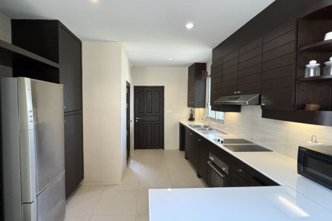Villa in Phuket, Thailand 4 bedrooms № 137300 - photo 6