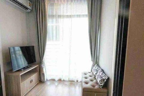 Condo in Thonburi, Bangkok, Thailand, 1 bedroom № 183651 - photo 5