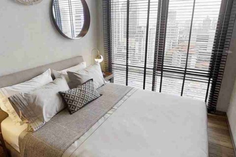 Condo in Bangkok, Thailand, 2 bedrooms № 183654 - photo 7