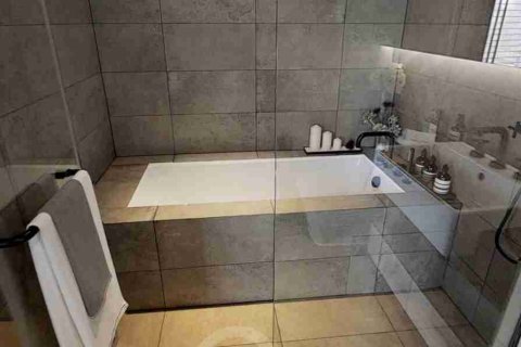 Condo in Bangkok, Thailand, 2 bedrooms № 183654 - photo 5