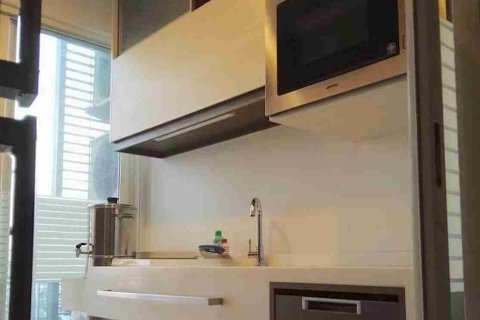 Condo in Thonburi, Bangkok, Thailand, 1 bedroom № 183652 - photo 4