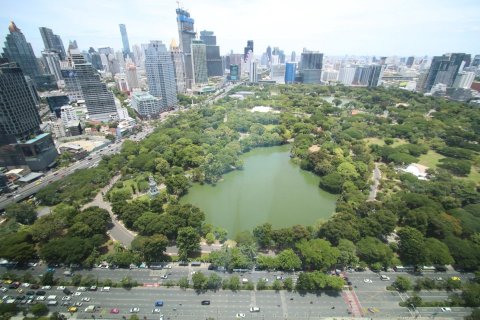 Condo à Pathum Wan, Bangkok, Thaïlande, 2 chambres  № 170716 - photo 2