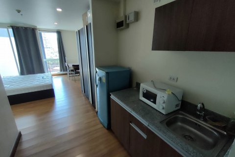 Studio in the Condo in Bang Rak, Bangkok, Thailand  № 170712 - photo 3