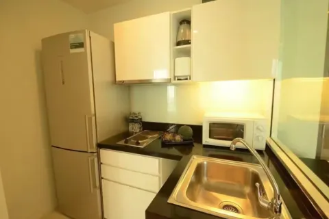 Studio in the Condo in Watthana, Bangkok, Thailand  № 161338 - photo 2