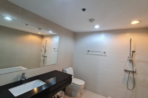 Кондоминиум с 3 спальнями в Хуай Кванге, Бангкок, Таиланд № 161341 - фото 10