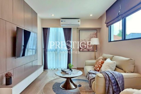 House in Pattaya, Thailand 4 bedrooms № 198105 - photo 14