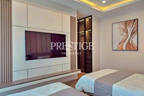 House in Pattaya, Thailand 4 bedrooms № 198105 - photo 11