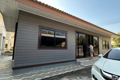 House in Chiang Mai, Thailand 4 bedrooms № 136020 - photo 4