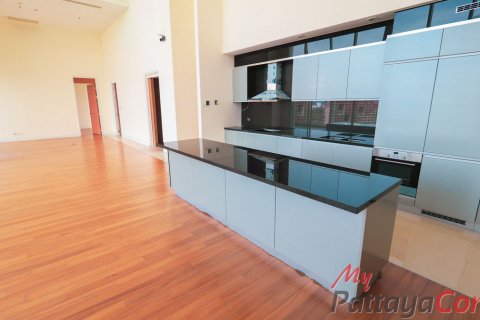 Кондоминиум с 4 спальнями в Паттайе, Таиланд № 32258 - фото 7