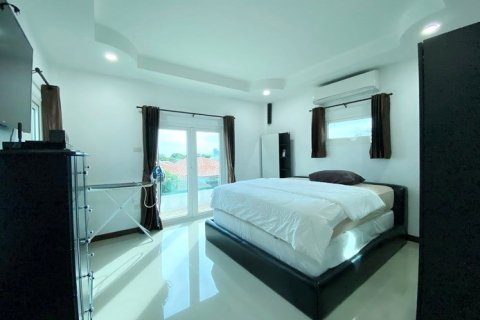 Haus in Pattaya, Thailand 3 Schlafzimmer № 223020 - Foto 15