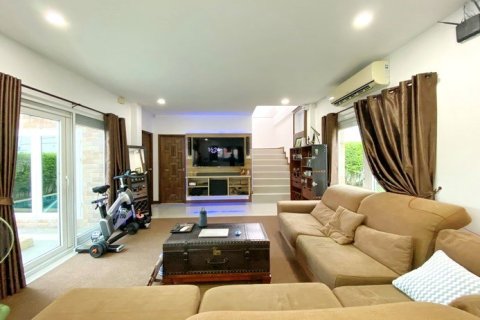 Haus in Pattaya, Thailand 3 Schlafzimmer № 223020 - Foto 4