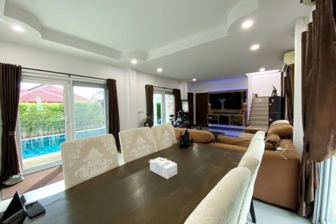 Haus in Pattaya, Thailand 3 Schlafzimmer № 223020 - Foto 5