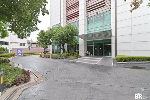 Condo in Bangkok, Thailand, 2 bedrooms  № 209280 - photo 8