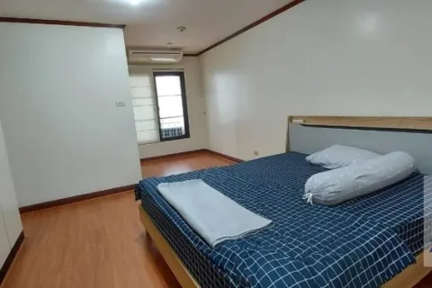 Condo in Khlong Toei, Bangkok, Thailand, 3 bedrooms  № 215295 - photo 9