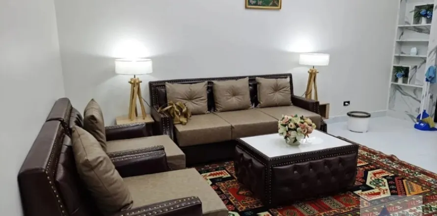 Condo in Khlong Toei, Bangkok, Thailand, 2 bedrooms № 215292