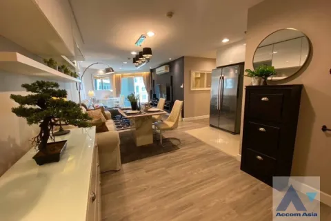 Condo in Huai Khwang, Bangkok, Thailand, 3 bedrooms  № 215293 - photo 4