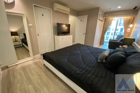 Condo in Huai Khwang, Bangkok, Thailand, 3 bedrooms  № 215293 - photo 13