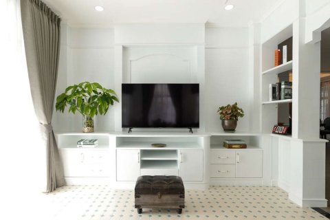 House in Chiang Mai, Thailand 5 bedrooms № 119945 - photo 9