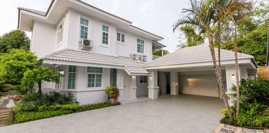 House in Chiang Mai, Thailand 5 bedrooms № 119945