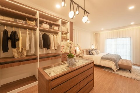 House in Chiang Mai, Thailand 5 bedrooms № 119941 - photo 6