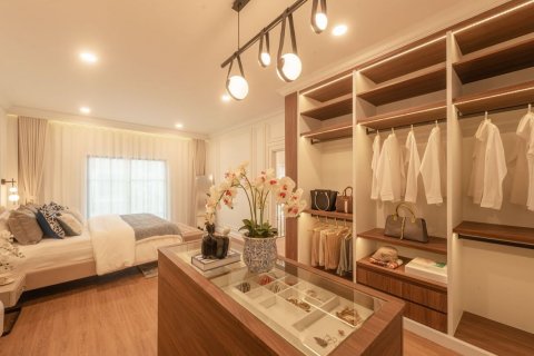 House in Chiang Mai, Thailand 5 bedrooms № 119941 - photo 23
