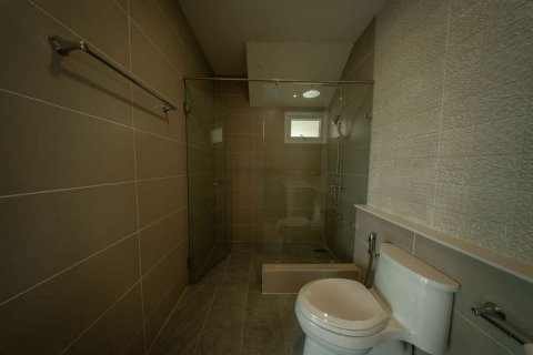 House in Chiang Mai, Thailand 5 bedrooms № 119944 - photo 16