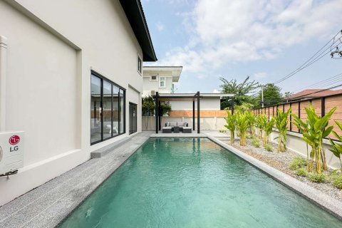House in Chiang Mai, Thailand 3 bedrooms № 119940 - photo 16