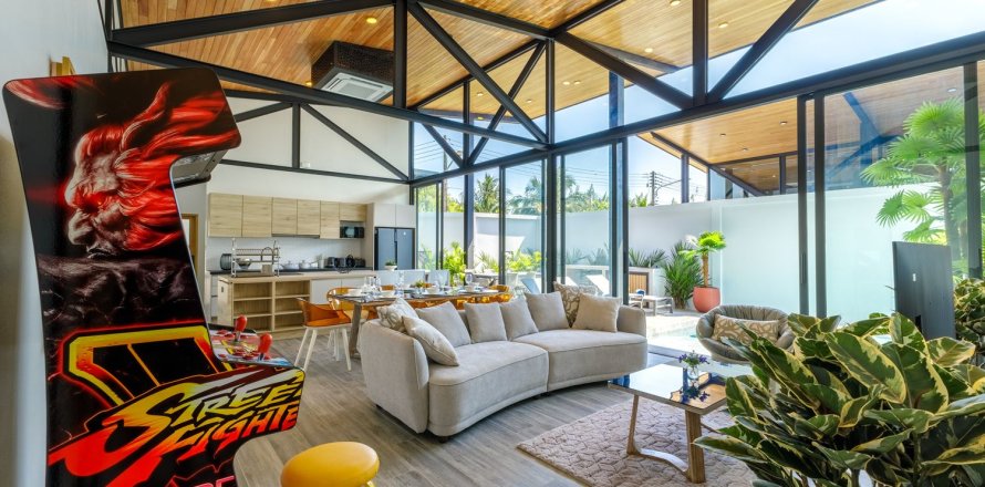 Villa in Phuket, Thailand 4 bedrooms № 170583