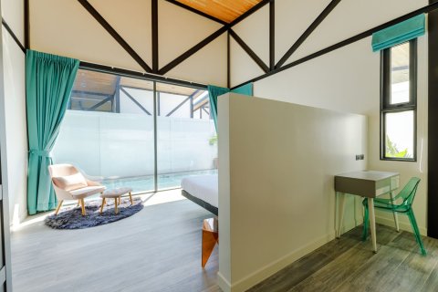 Villa in Phuket, Thailand 4 bedrooms № 170583 - photo 18