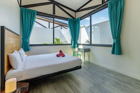 Villa in Phuket, Thailand 4 bedrooms № 170583 - photo 21