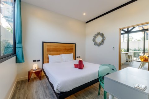 Villa in Phuket, Thailand 4 bedrooms № 170583 - photo 28