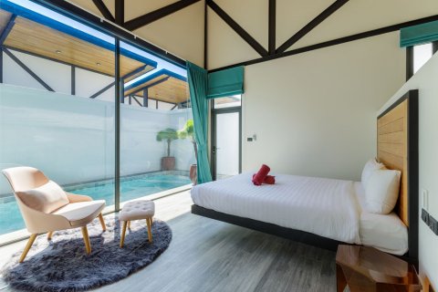 Villa in Phuket, Thailand 4 bedrooms № 170583 - photo 3