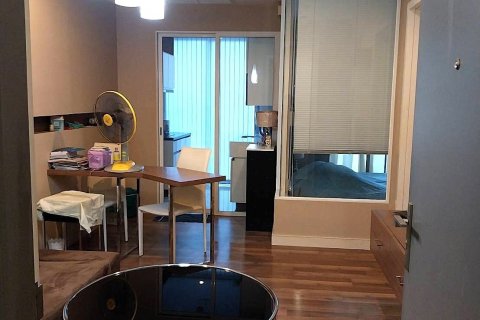 Студия в кондо в Пхракханонге, Бангкок, Таиланд № 170581 - фото 7