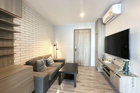 Студия в кондо в Самутпракане, Таиланд № 151535 - фото 1