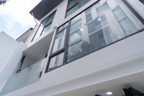 Таунхаус в Ваттхане, Бангкок, Таиланд с 4 спальнями № 149034 - фото 8