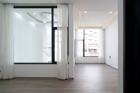 Таунхаус в Ваттхане, Бангкок, Таиланд с 4 спальнями № 149034 - фото 15