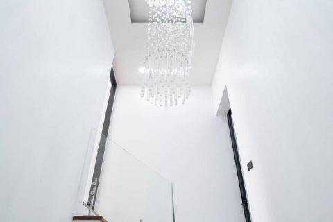 Таунхаус в Ваттхане, Бангкок, Таиланд с 4 спальнями № 149034 - фото 14