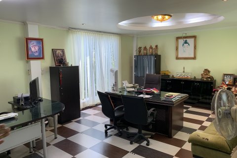 House in Bangkok Yai, Thailand 2 bedrooms № 161185 - photo 11