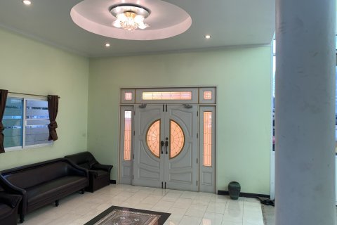 House in Bangkok Yai, Thailand 2 bedrooms № 161185 - photo 6