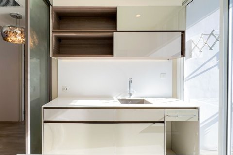 Студия в кондо в Банг Раке, Бангкок, Таиланд № 161187 - фото 4