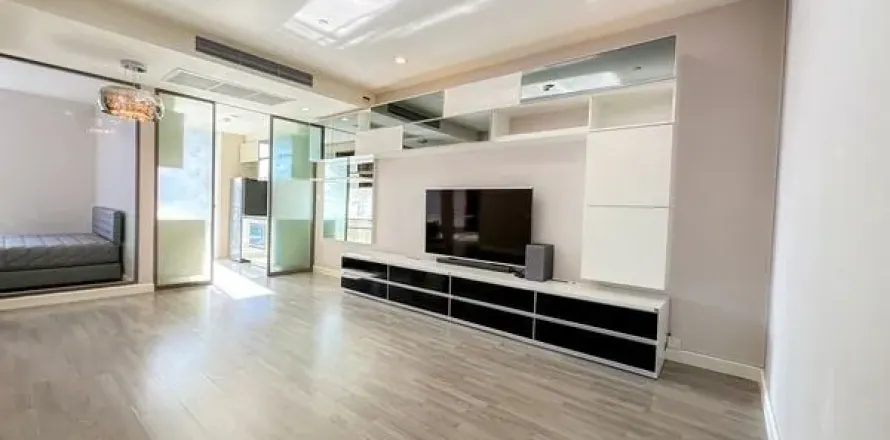 Студия в кондо в Банг Раке, Бангкок, Таиланд № 161187