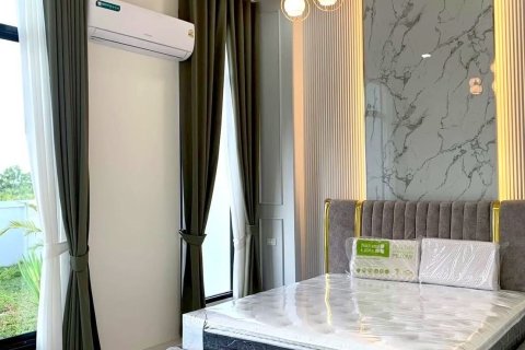 Villa in Cha-am, Thailand 3 bedrooms № 161189 - photo 17